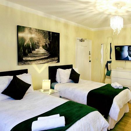 Gable Lodge London B&B Enfield Eksteriør bilde
