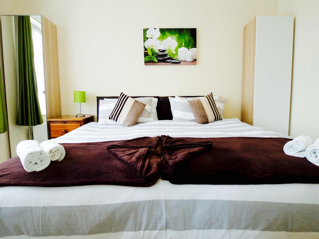 Gable Lodge London B&B Enfield Eksteriør bilde