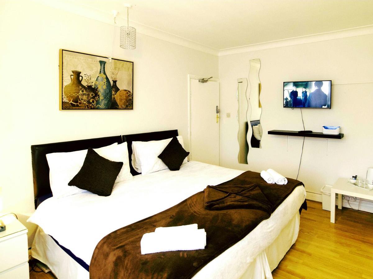 Gable Lodge London B&B Enfield Eksteriør bilde
