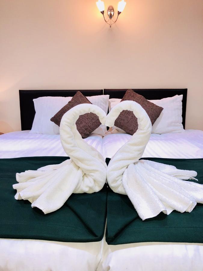 Gable Lodge London B&B Enfield Eksteriør bilde